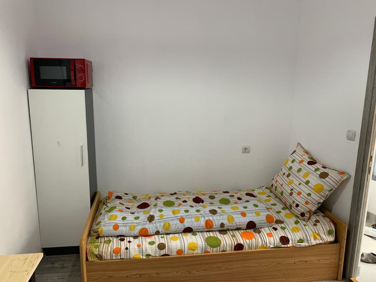 Pensiunea Casa Maria คลูจ-นาโปกา ภายนอก รูปภาพ